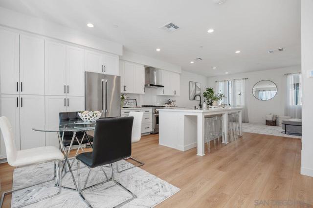 13014 Lumen Way, San Diego CA: https://media.crmls.org/mediaz/9761835b-6cd8-41d7-8913-5574157afce2.jpg