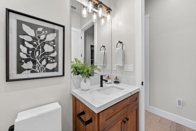 230 Fern Rock Way, Boulder Creek CA: https://media.crmls.org/mediaz/97618f39-29b6-4d54-8efa-fbf0f415d44e.jpg