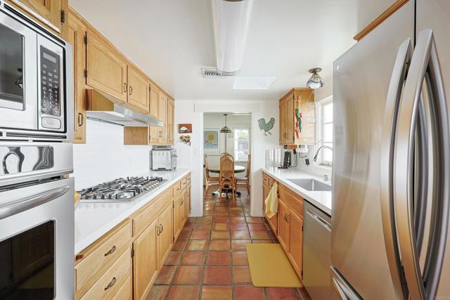 Detail Gallery Image 24 of 57 For 817 Margarita, Coronado,  CA 92118 - 3 Beds | 2 Baths