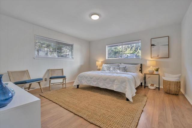 103 Darlington ln, Soquel CA: https://media.crmls.org/mediaz/976213d3-9fb1-4fb2-8985-55d8eaf0c7ba.jpg