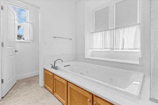 2731 Bungalow Drive, Marina CA: https://media.crmls.org/mediaz/9762ddc8-40c9-4425-a61b-a44a4f9a0815.jpg