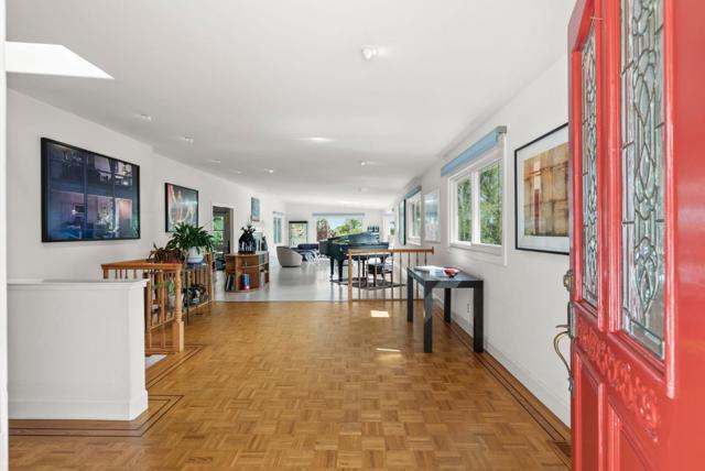 3920 Lakemead Way, Redwood City CA: https://media.crmls.org/mediaz/9763db8c-ac15-4c9b-9729-e9a4ee49aa5e.jpg