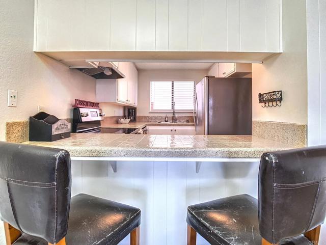 Detail Gallery Image 5 of 17 For 1166 Decker St #D,  El Cajon,  CA 92019 - 2 Beds | 2/1 Baths