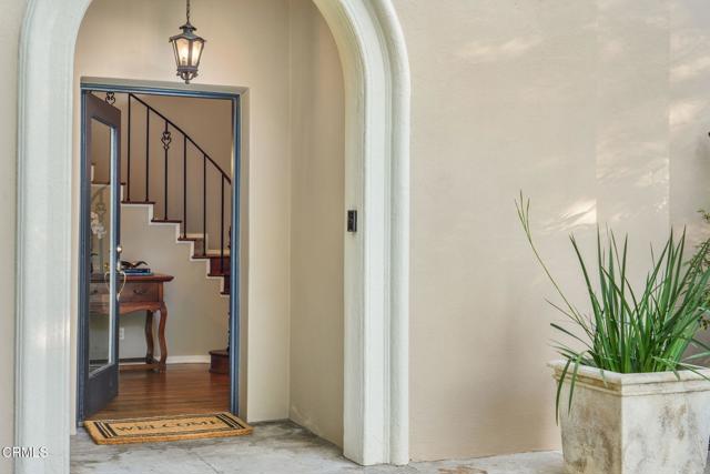 540 Woodland Road, Pasadena CA: https://media.crmls.org/mediaz/976581f3-824e-4a92-bb80-4a9715597e2b.jpg