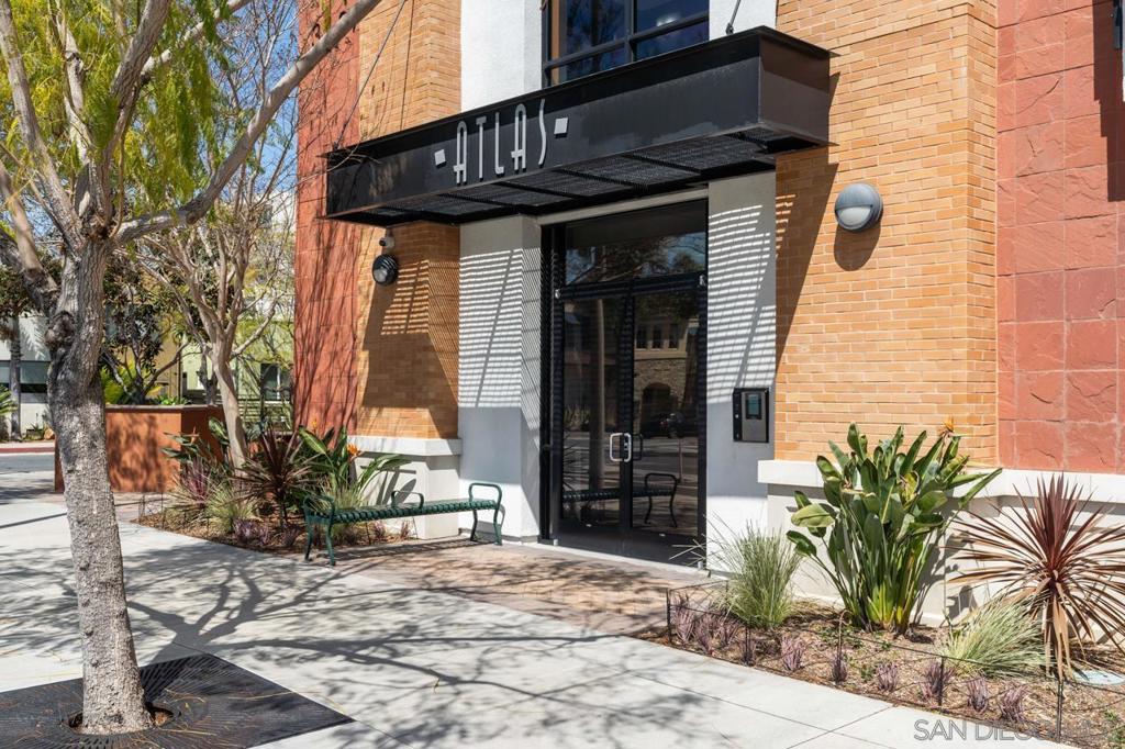 3687 4th Avenue - photo 4
