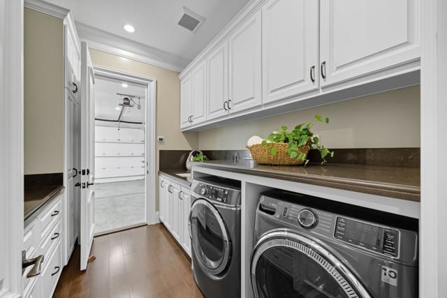 625 Santa Inez Avenue, Hillsborough, California 94010, 5 Bedrooms Bedrooms, ,5 BathroomsBathrooms,Single Family Residence,For Sale,Santa Inez,ML82022917