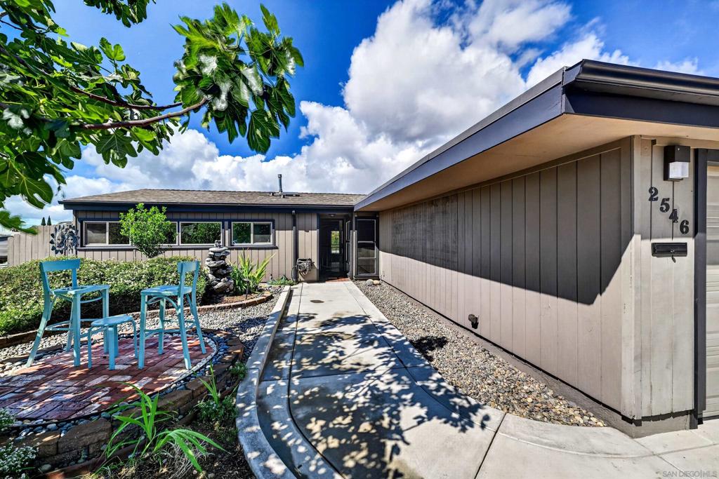 2546 Marathon Dr - photo 4