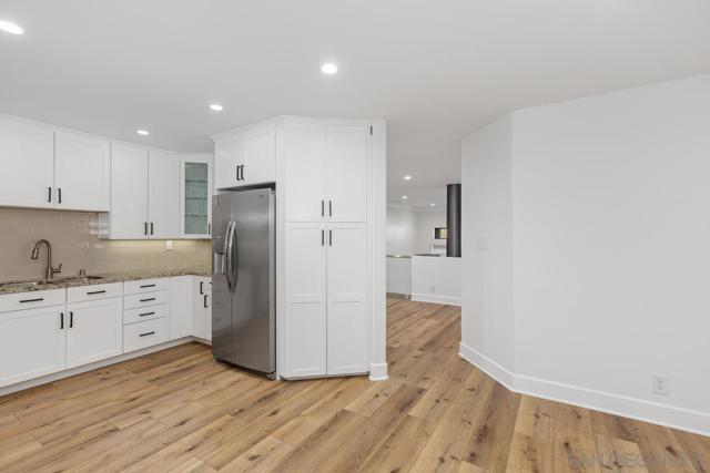 4353 Nobel Dr, San Diego CA: https://media.crmls.org/mediaz/97677606-699c-45fc-b4ab-4b60885ff711.jpg