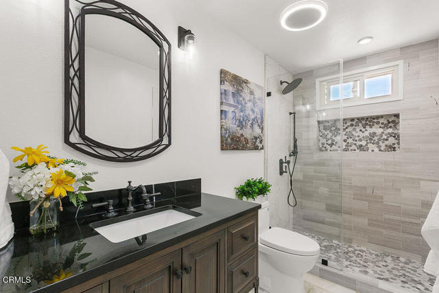 11016 Red Barn Road, Santa Rosa CA: https://media.crmls.org/mediaz/97685b1b-b29e-4938-a46f-d7a43abba44f.jpg