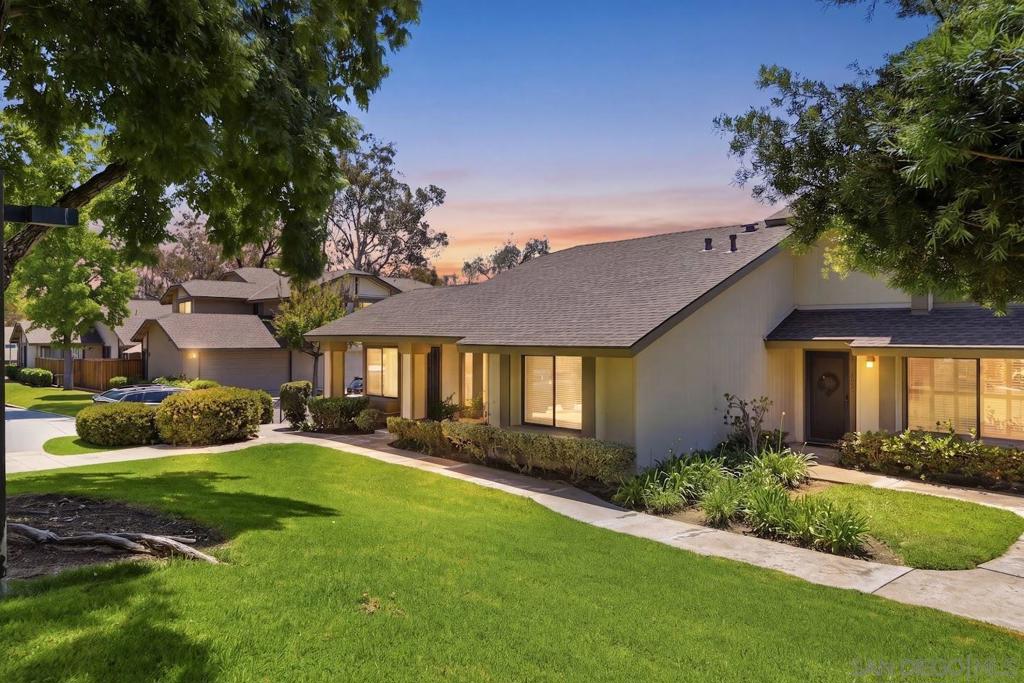 10188 Dafne Ln.