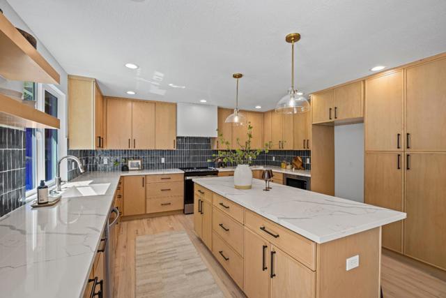 1403 Welburn Avenue, Gilroy CA: https://media.crmls.org/mediaz/976a459c-71d8-4922-b869-7f06fd077c0e.jpg