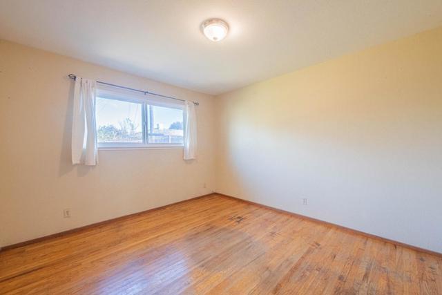 826 Central Avenue, Salinas CA: https://media.crmls.org/mediaz/976aea36-942b-403c-b0b8-c24a2facb372.jpg