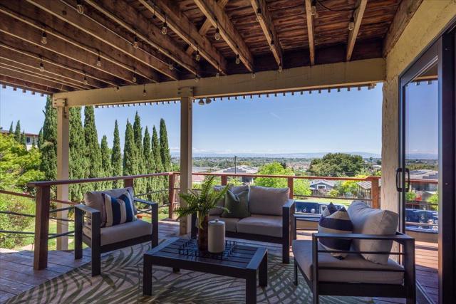 1720 Hillman Avenue, Belmont CA: https://media.crmls.org/mediaz/976c2fab-36d1-405b-8d35-9fd0e0159308.jpg