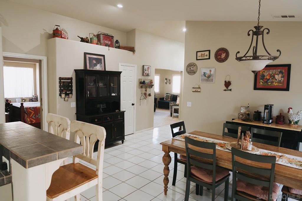 MLS #250043282SD image #13