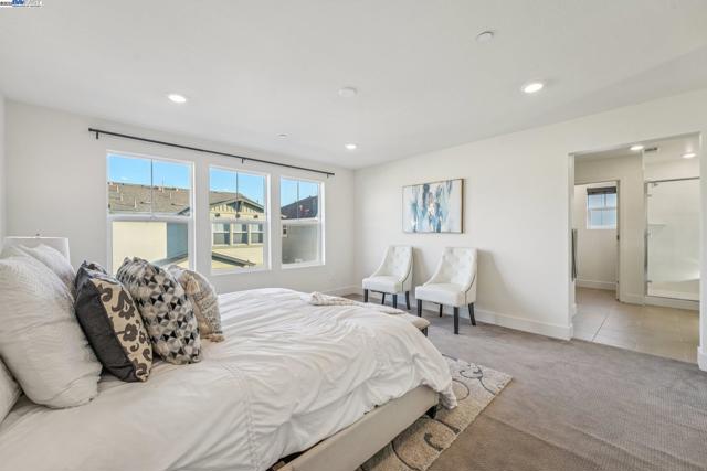 37898 Seafarer Road, Newark CA: https://media.crmls.org/mediaz/976d2fe0-5ad3-42a0-99ff-f679f049d3a3.jpg