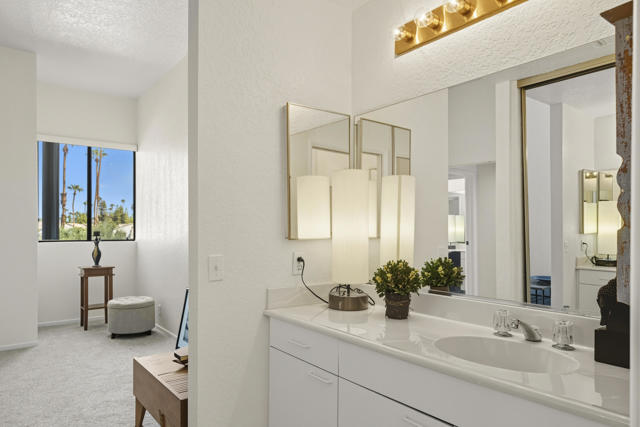 2601 S Broadmoor Drive, Palm Springs CA: https://media.crmls.org/mediaz/976fa07d-a161-4824-bf0d-6d72fea48cab.jpg