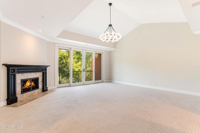 2306 Heatherbank Court, Thousand Oaks CA: https://media.crmls.org/mediaz/97700d13-f8e1-4c4f-ad09-4353a3d1188f.jpg