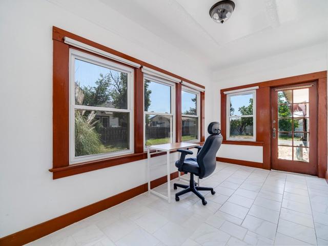 906 West Street, Hollister CA: https://media.crmls.org/mediaz/97705e7e-3906-4eeb-94a6-cca1bfda2fb0.jpg