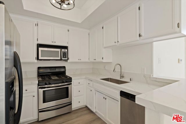 1225 Armacost Avenue, Los Angeles CA: https://media.crmls.org/mediaz/97716c03-c86d-4bd1-92ff-a2a2d30aa02e.jpg