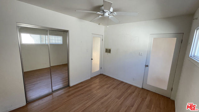 732 Washington Boulevard, Marina del Rey CA: https://media.crmls.org/mediaz/9771b705-59f6-408c-97ea-f00ea87091f8.jpg