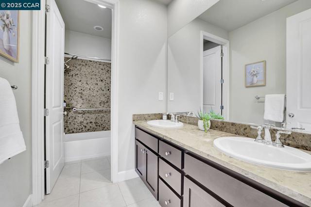 131 Wittenham Ct, San Ramon CA: https://media.crmls.org/mediaz/9773241c-7f10-4387-b890-afe497b7332f.jpg