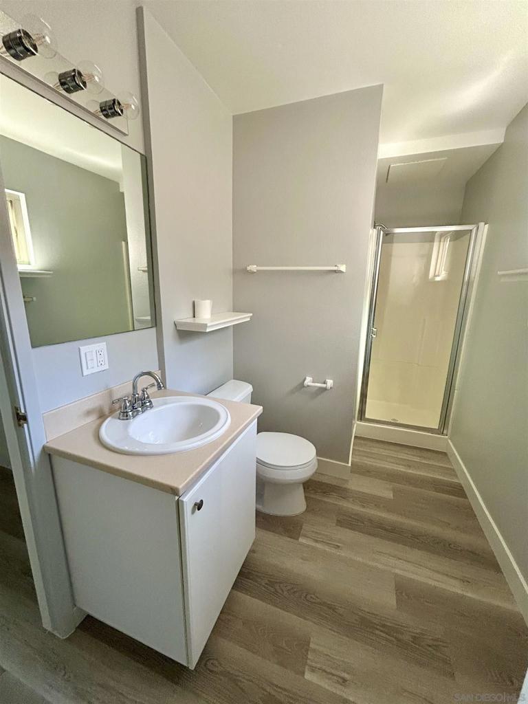 225 Melrose Ave - photo 5