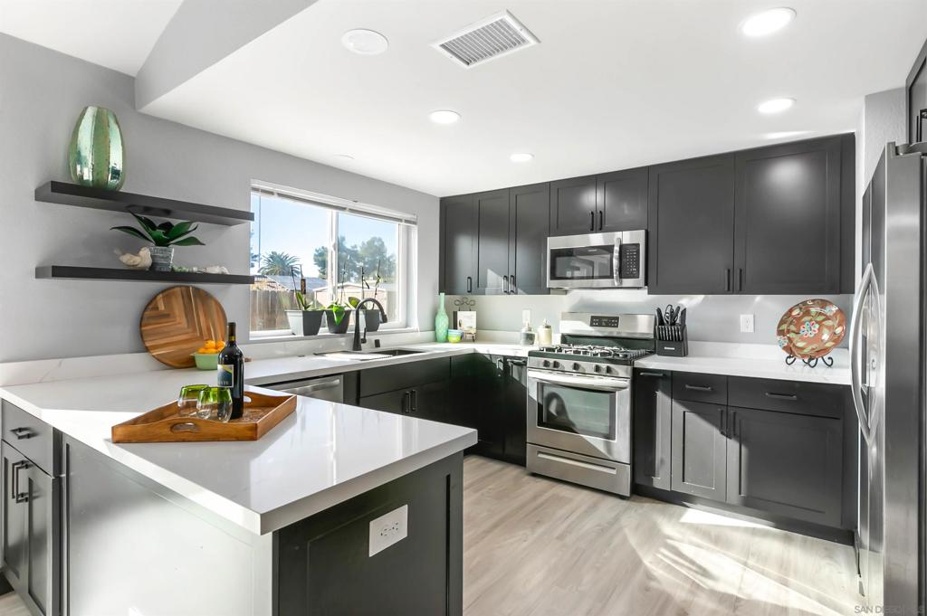 MLS #250042951SD image #7