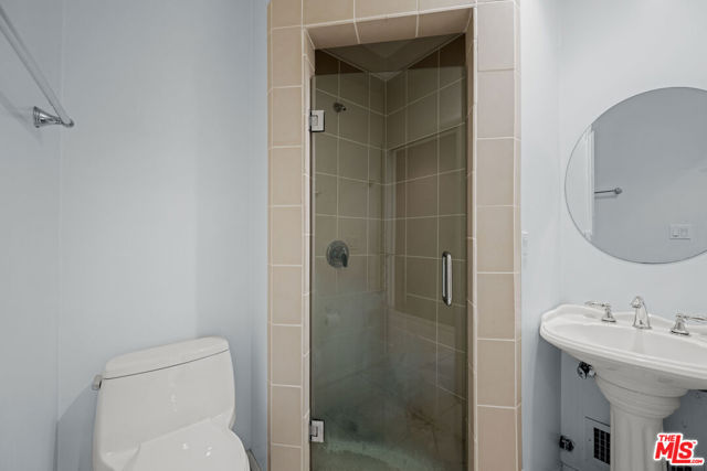 1147 S Point View Street, Los Angeles CA: https://media.crmls.org/mediaz/977561de-7a2c-4eca-9f76-53aef0686982.jpg