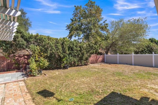 1545 Meadow, El Cajon CA: https://media.crmls.org/mediaz/9777038c-ba1c-4032-bde3-09538c2c19d5.jpg