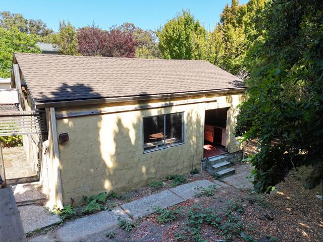 216 San Benito Avenue, San Bruno CA: https://media.crmls.org/mediaz/97773a36-2154-45be-b76d-a87b66548d58.jpg
