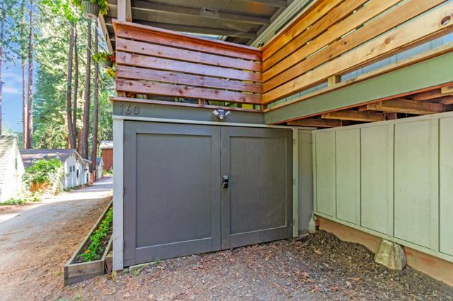 160 Woodland Drive, Ben Lomond CA: https://media.crmls.org/mediaz/9777c644-bf93-42b7-b1cb-50b4b8ee86f9.jpg