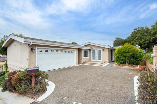 1831 Nova Gln, Escondido CA: https://media.crmls.org/mediaz/977994d1-cb19-4ca9-928d-e3f7f201f5e3.jpg