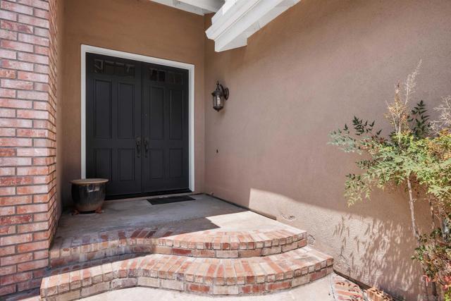 12722 Sandy Crest Ct, San Diego CA: https://media.crmls.org/mediaz/9779fdee-0fa2-46eb-8263-364eb2c1ec4a.jpg
