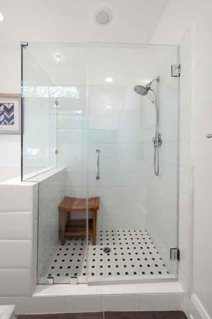 1308 Montero Avenue, Burlingame CA: https://media.crmls.org/mediaz/977a406f-0cde-4d64-b4ea-37121d07f3ed.jpg