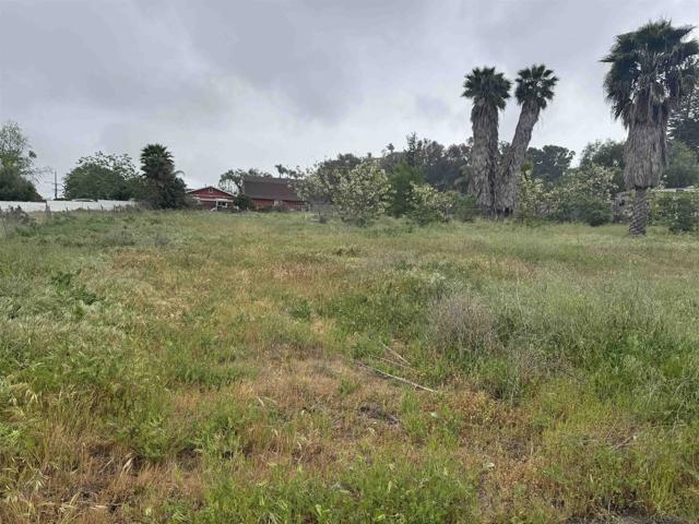 850 Poinsettia Ave Parcel A, San Marcos CA: https://media.crmls.org/mediaz/977aad50-8306-467d-87eb-3745e1c3916b.jpg