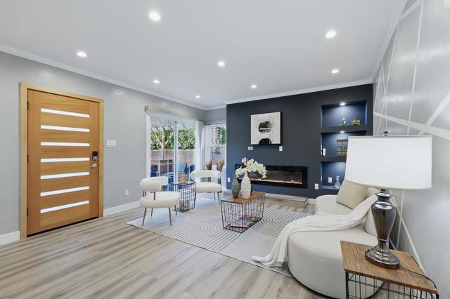 114 Garden Lane, Daly City CA: https://media.crmls.org/mediaz/977b254b-166b-44dc-9159-25f8346b4f03.jpg