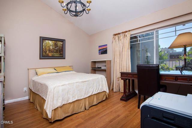 Detail Gallery Image 19 of 42 For 202 S Holliston Ave #301,  Pasadena,  CA 91106 - 3 Beds | 4 Baths