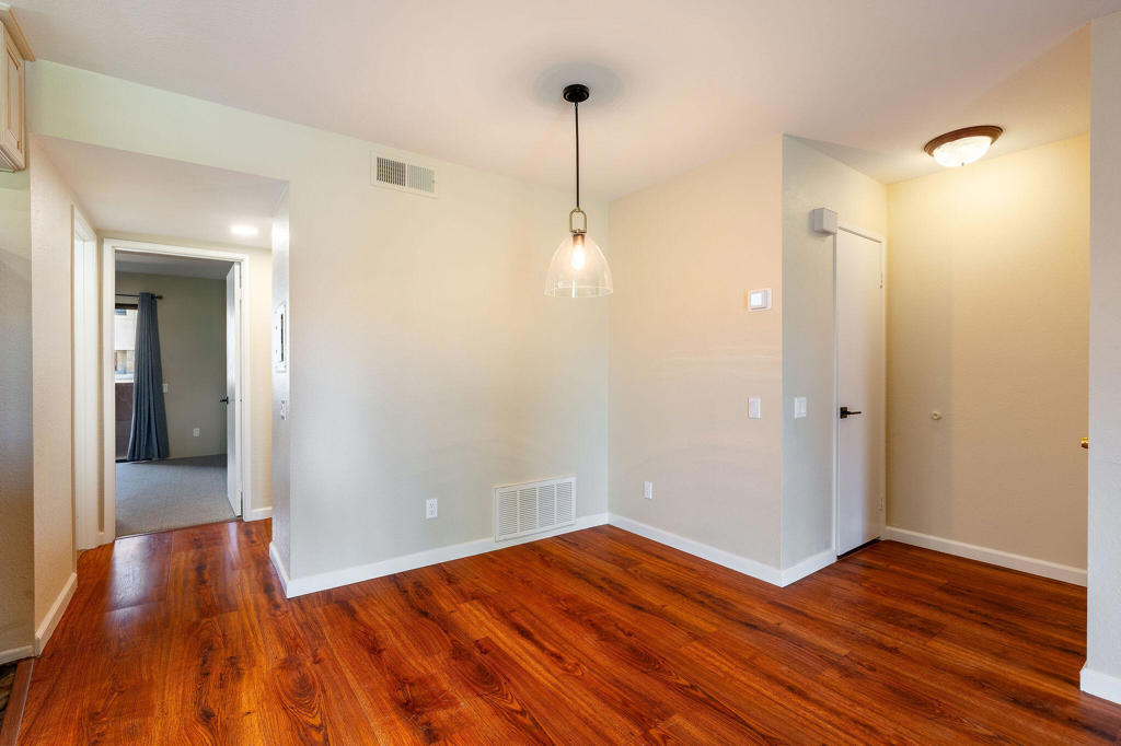 MLS #219134543PS image #10