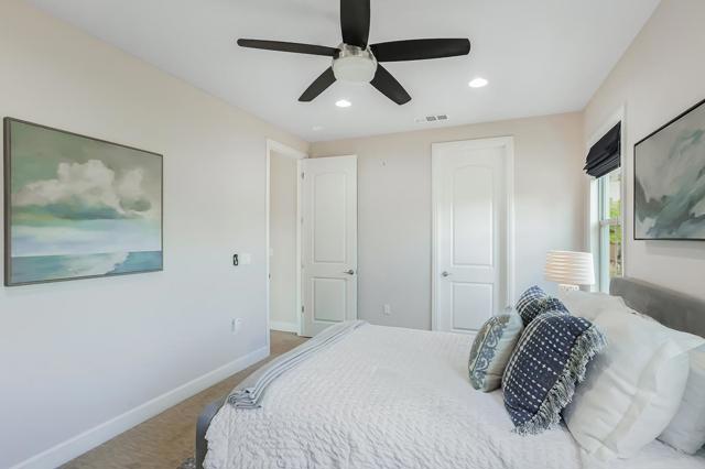 Image 38 of 73 For 6352 Grand Oak Way