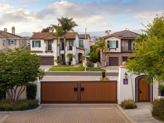 5480 Valerio Trl, San Diego CA: https://media.crmls.org/mediaz/977d812c-f7c8-42a2-9aaa-a826b802ddca.jpg