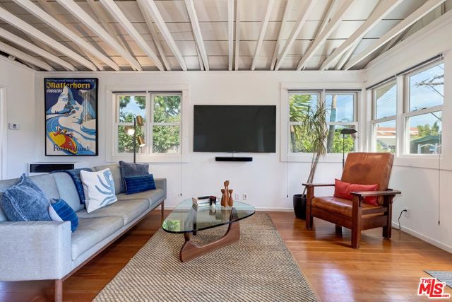 667 Marine Street photo 5