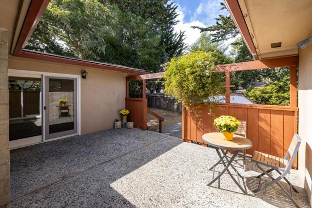 30 Via Encanto, Monterey CA: https://media.crmls.org/mediaz/977f804b-652d-42a6-bac1-2e536adda710.jpg