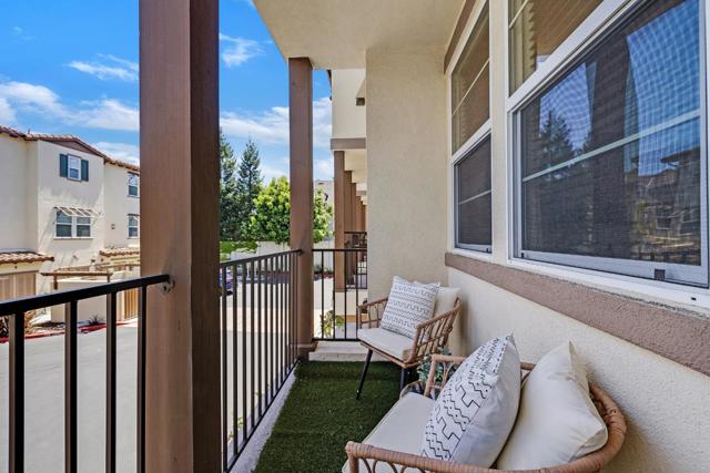 343 Santa Elena Terrace, Sunnyvale CA: https://media.crmls.org/mediaz/977ff93f-fbdc-4c87-9793-3c197fb10787.jpg