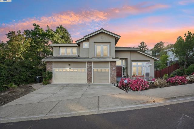 8244 Brittany Dr, Dublin CA: https://media.crmls.org/mediaz/9780fa04-b054-4466-9742-005b9c85c44f.jpg