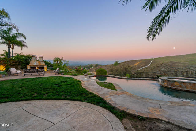 490 Peter Place, Simi Valley CA: https://media.crmls.org/mediaz/97811a81-574f-4240-a6ed-36a85a74883c.jpg