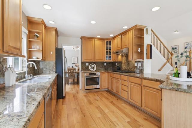 731 Calderon Avenue, Mountain View CA: https://media.crmls.org/mediaz/97812052-c813-45e8-9b14-417398d469a6.jpg