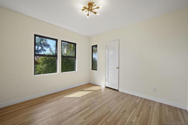 4427 Osprey St, San Diego CA: https://media.crmls.org/mediaz/97824c3b-6588-46d8-a583-e2e0ff09ce58.jpg