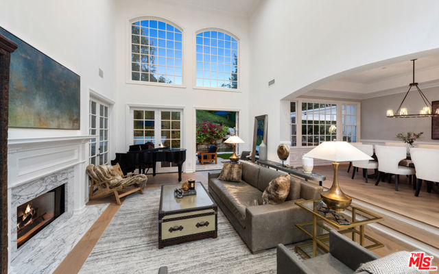 1420 Bienveneda Avenue photo 4