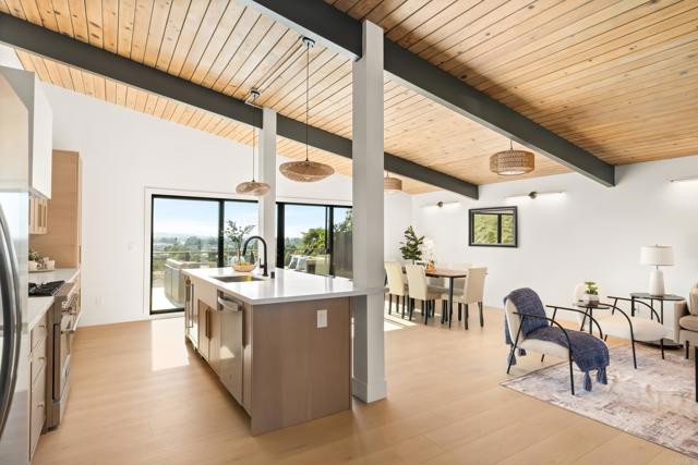 Detail Gallery Image 12 of 47 For 4821 Viane Way, San Diego,  CA 92110 - 4 Beds | 2 Baths