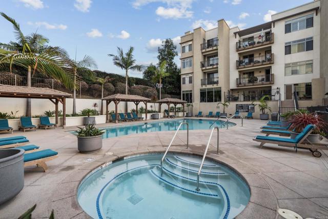 Detail Gallery Image 24 of 37 For 1019 Costa Pacifica Way #1210,  Oceanside,  CA 92054 - 2 Beds | 2 Baths